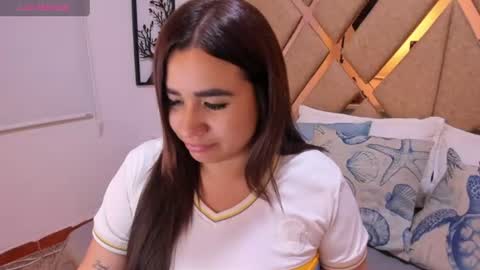 Emma online show from June 2026 05:19:02 AM