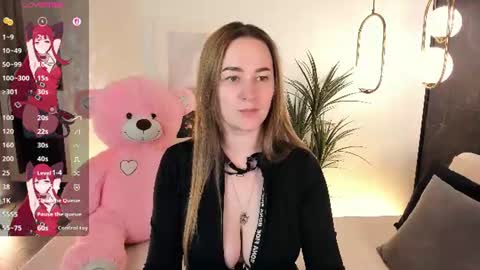 Snapshot of emmabloomm chatting on July 2026 11:19:01 PM Emma online show from July 2026 11:19:01 PM