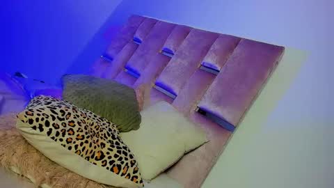 Snapshot of emmabrown10 chatting on November 2025 05:07:01 AM emmabrown10 online show from November 2025 05:07:01 AM