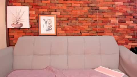 Emma online show from January 2025 12:26:02 AM