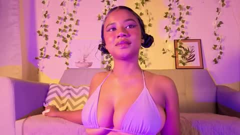 Emma online show from October 2025 01:35:01 AM