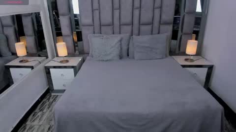 EMMA HILL online show from October 2025 11:11:01 AM