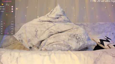 emmahotvibe online show from December 2024 04:11:01 AM