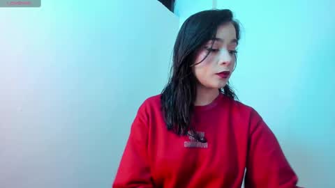 emmajohanson online show from September 2025 11:38:01 PM