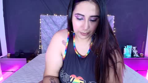 Snapshot of emmajohnss chatting on January 2025 02:58:02 AM Emma online show from January 2025 02:58:02 AM