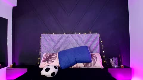 Snapshot of emmajohnss chatting on January 2025 04:18:02 AM Emma online show from January 2025 04:18:02 AM