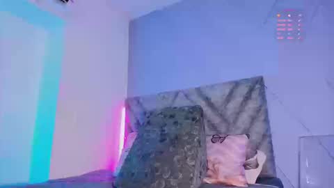 Snapshot of emmajohnss chatting on September 2025 03:39:02 AM Emma online show from September 2025 03:39:02 AM