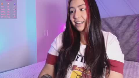 Snapshot of emmajohnss chatting on September 2025 03:52:01 AM Emma online show from September 2025 03:52:01 AM