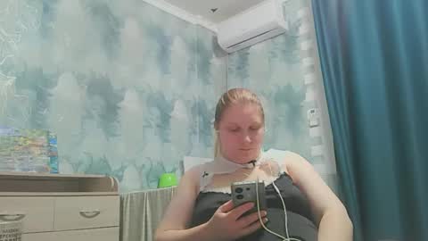 emmamelody online show from October 2025 05:32:02 PM