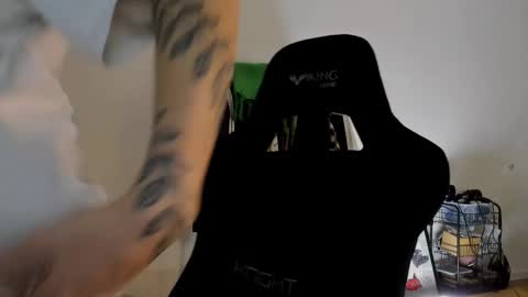 Emma online show from December 2024 07:30:02 PM