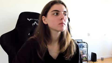 Emma online show from September 2025 09:53:02 AM