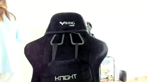 Emma online show from September 2025 10:07:02 AM