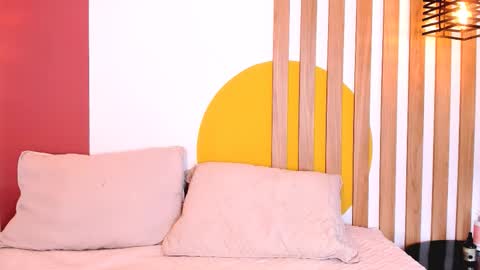 emmanaughty_ online show from October 2025 10:19:02 PM