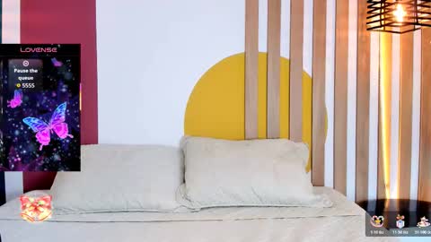 emmanaughty_ online show from January 2026 09:29:01 PM