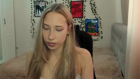 Snapshot of emmarayder chatting on July 2026 11:37:02 AM Emma online show from July 2026 11:37:02 AM