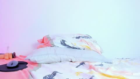 Emma Rogers online show from January 2025 06:39:01 PM