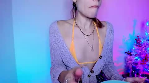 Snapshot of emmaterrestrial chatting on June 2026 12:32:02 AM RH-NEGATIVE GREEN-EYED BAELIEN online show from June 2026 12:32:02 AM