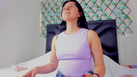  Emma  online show from April 2026 04:59:01 PM