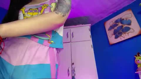 Emma  online show from May 2026 02:45:01 PM