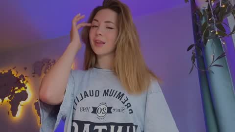 Miss Emmi online show from March 2025 09:16:01 AM