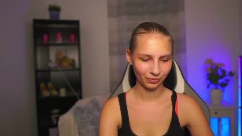Emmie online show from June 2026 06:57:02 PM