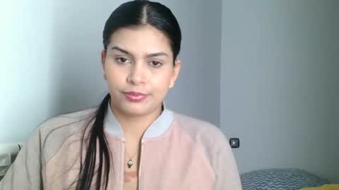 emmie online show from December 2024 01:54:02 PM