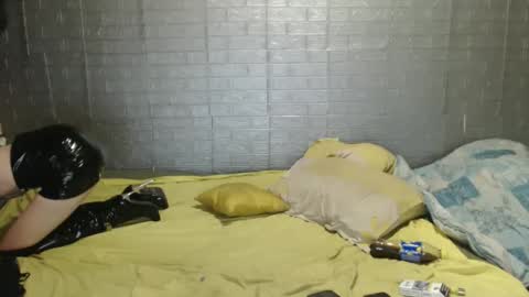 Emmily000 online show from September 2025 06:45:01 PM