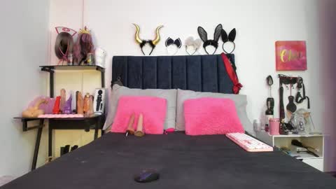 Snapshot of emmily_giraldo chatting on February 2026 12:26:01 PM online show from February 2026 12:26:01 PM