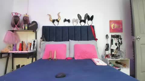 Snapshot of emmily_giraldo chatting on July 2026 12:42:02 PM online show from July 2026 12:42:02 PM