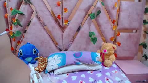 EmmilyWalker online show from December 2024 02:44:02 AM