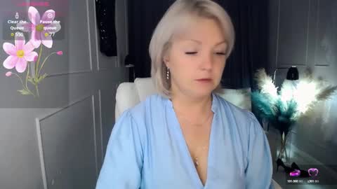 emmmam online show from September 2025 01:47:01 PM