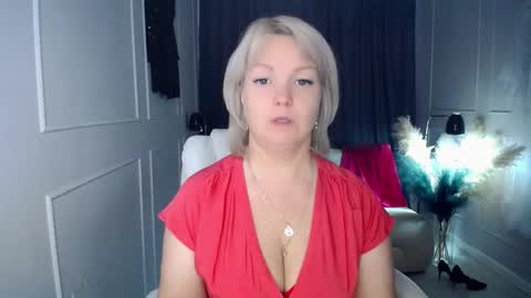 emmmam online show from October 2025 09:18:02 AM