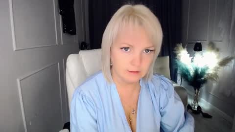 emmmam online show from October 2025 02:06:01 PM