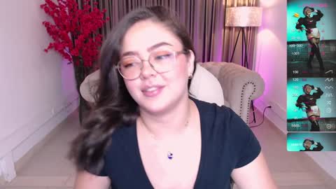 Emmy Walker online show from January 2025 11:03:01 AM