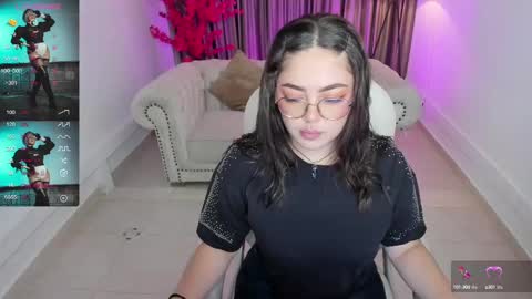 Emmy Walker online show from February 2025 11:03:01 AM