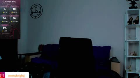 Emmy Bright     50  online show from January 2025 03:11:02 AM