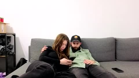 Em online show from February 2026 11:06:01 PM