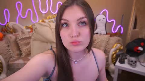 E M M Y online show from November 2025 06:58:02 AM