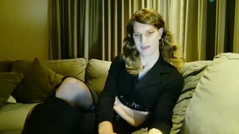 Emmy online show from December 2024 10:16:01 PM