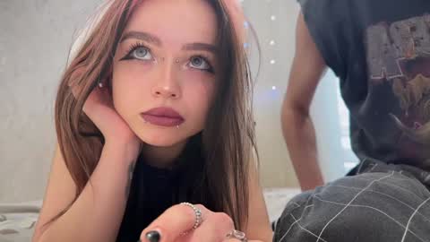 Gabriel  Elizabeth online show from February 2025 05:28:02 AM