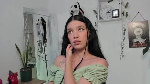 Emperatriz online show from January 2025 08:10:02 PM