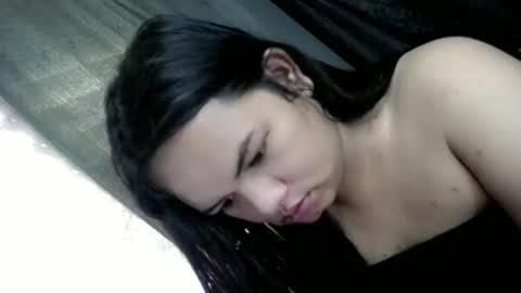 Snapshot of empressrheo chatting on May 2026 04:51:01 AM empressrheo online show from May 2026 04:51:01 AM