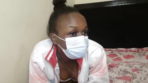 vee online show from November 2025 04:02:02 AM