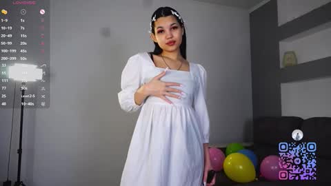 Snapshot of empty_drive chatting on February 2026 06:10:02 AM Susie online show from February 2026 06:10:02 AM