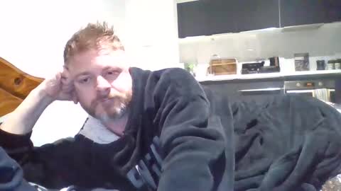 emrys2016833836 online show from March 2026 11:17:01 PM