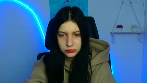 Emma online show from November 2025 12:38:02 PM