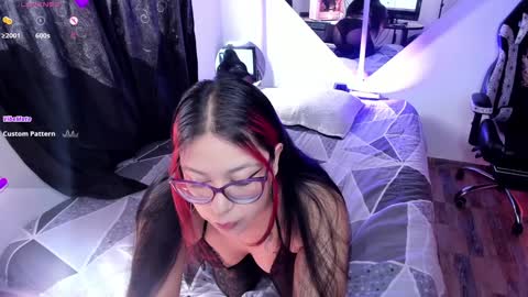 Im Emily would you like to help me reach 100  online show from January 2025 06:47:01 PM