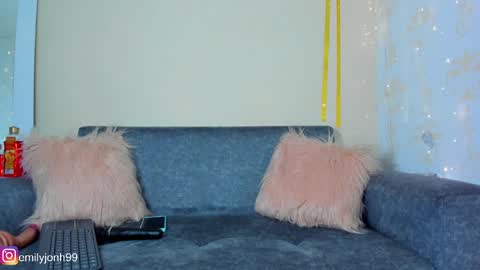 EMYLY  online show from January 2025 01:36:02 AM