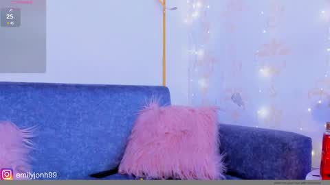 EMYLY  online show from January 2025 02:18:01 AM