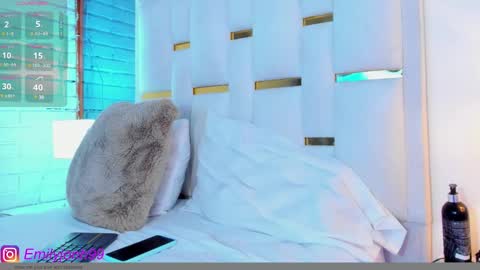 EMYLY  online show from January 2025 08:25:01 PM